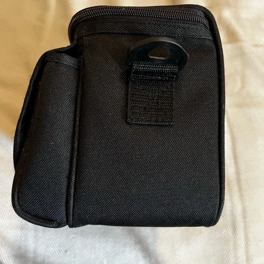 Samsonite Black Camera Case (no shoulder strap). Model #806